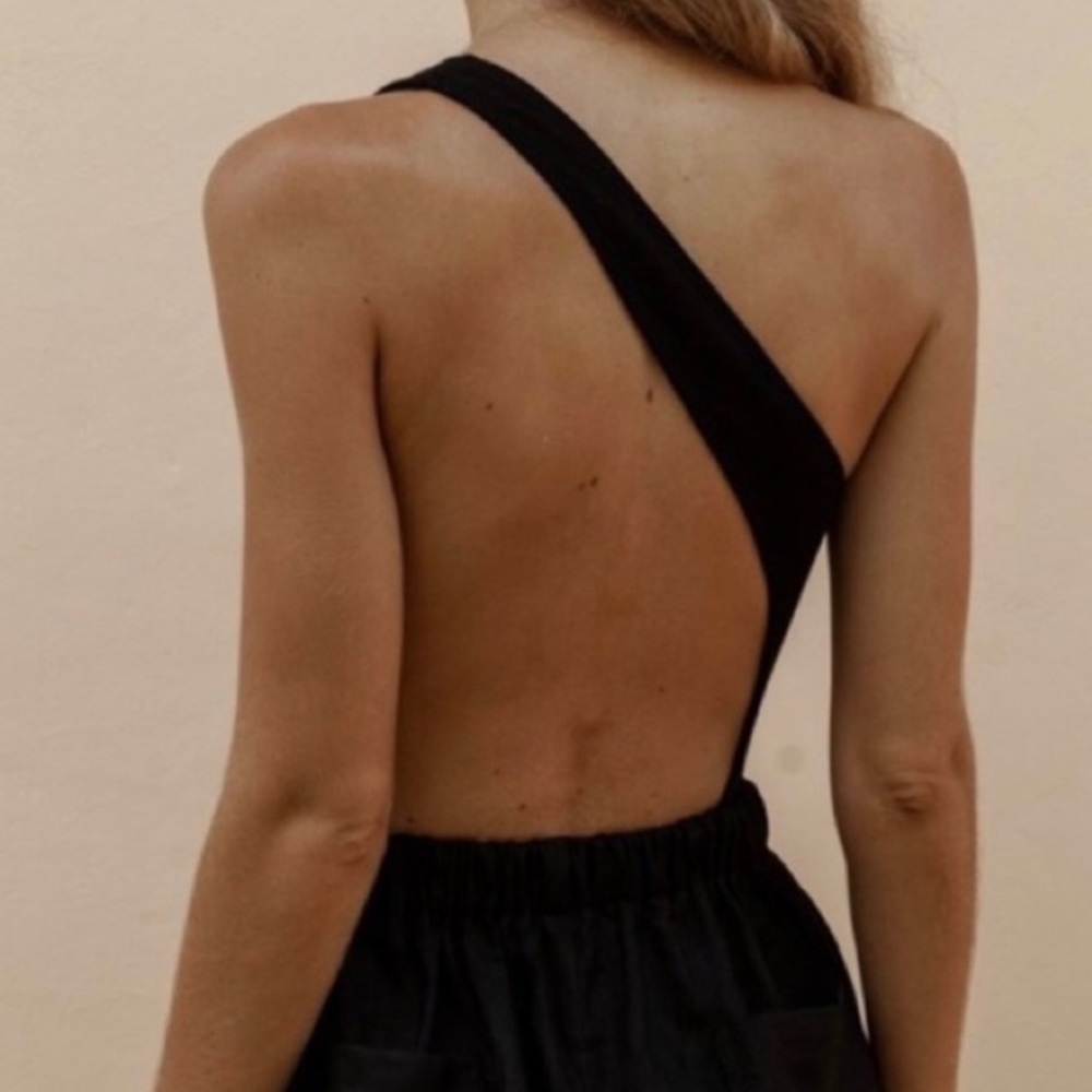Posse Black One-Shoulder Bodysuit - Picture 3 of 8